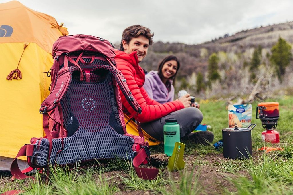 How to Choose a Camping Backpack: A Beginner’s Guide