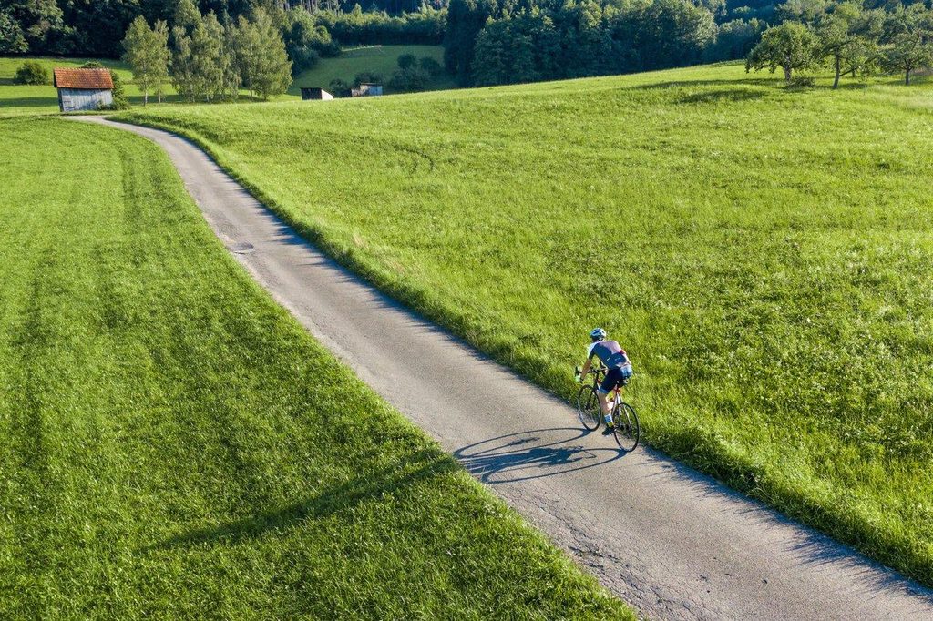 Cycling for Beginners: How to Build Endurance and Ride Longer Comfortably