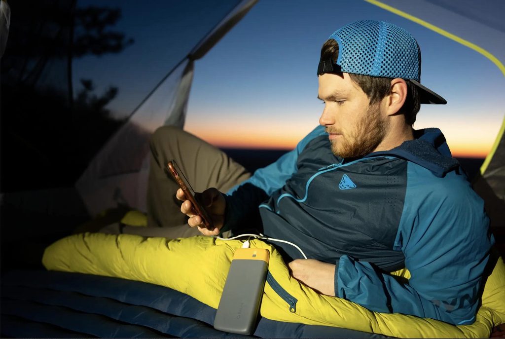 How to Choose a Camping Power Bank: A Beginner’s Guide
