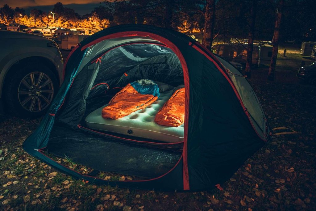Sleeping Bag Temperature Ratings Explained for Beginners