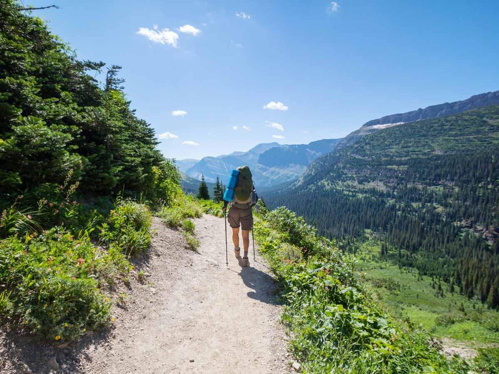 Hiking for Beginners: How to Walk Safely and Comfortably on the Trail